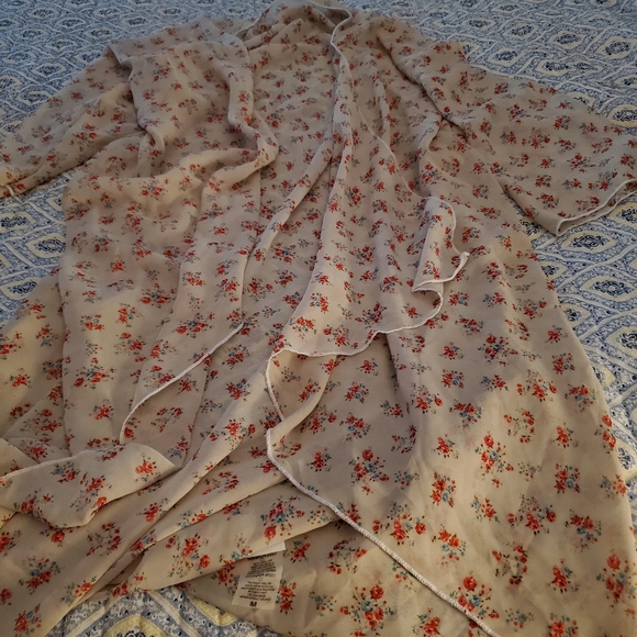 LuLaRoe Tops - Euc Shirley